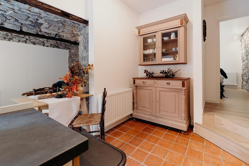 Ferienwohnung Tiny Stone Maredret Exterior foto
